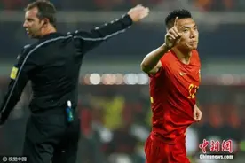 福将于大宝再次拯救国足：我们不是来旅游的图片