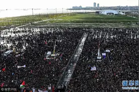 愤怒的海洋！土耳其民众游行抗议美国承认耶路撒冷为以色列首都图片