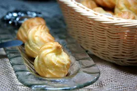 奶油泡芙丨又是一款零失败率的小西点丨有了这个方子就不要再去买图片