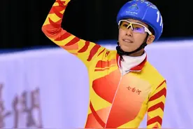 短道速滑——女子500米决赛：范可新夺冠图片