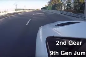 加速动力实测！十代思域Turbo完爆九代思域 Si！图片