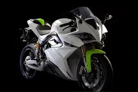 电光火石——Energica EGO 45电动跑车海外试驾图片