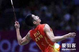 解析丨你的杀球都被错误的击球点毁了！图片