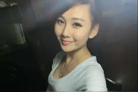 搞笑内涵图：妹纸你这是怎么练的，难度有点高啊图片