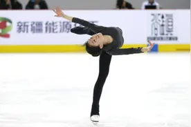 花样滑冰——李子君赛前备战图片