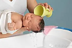 14天宝宝脐带竟还未脱落？谨慎！宝妈必知的新生儿脐带护理图片