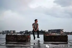 3D打印新纪元：这个多轴3D打印机器人竟能凭空打印出一座桥?图片