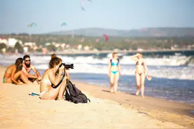 越南美奈，风筝冲浪圣地图片