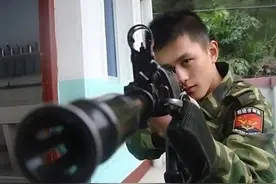 想当兵，为什么不要扁平足？图片