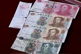 司机上演“魔术手法” 真钱变假钞图片