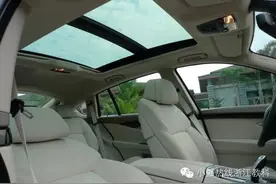 小强实验室:SUV天窗性能大对比 全景天窗居然更安全图片