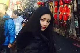 关晓彤赵嘉敏领衔北电艺考女神，PK中戏素颜女神谁更美？！图片