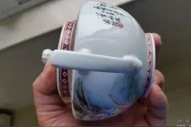 小魔术教学——小瓷壶的变幻图片