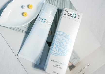 芙丽芳丝洗面奶适合油皮吗 适用于20岁以上任何肤质