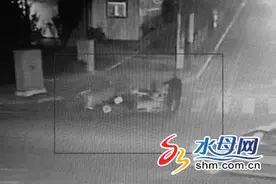 “天网”拍下男子盗窃摩托车 烟台民警蹲点一举抓获图片