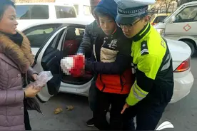 莘县14岁男孩4根手指被机器切断 高速交警12分钟送医图片