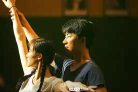 星报观影团品鉴《芳华》感人 不负等待图片