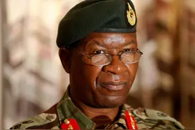 （外代一线）（4）津巴布韦军方宣布结束上月开始的军事行动图片