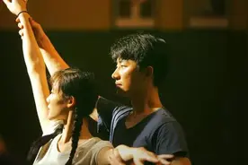 《芳华》3天破3亿！冯小刚陈凯歌们押上身家性命赌贺岁档，文化传媒板块的春天来了吗？图片