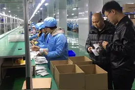 泸州国家高新区又一智能终端企业投产 预计年产值超12亿元图片