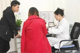 鞍山妇儿专家：头胎剖腹产 二胎也可自己生图片