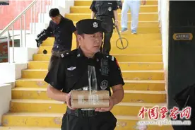 不眠不休，案子破了他却永远闭上了双眼图片