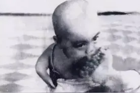 广西山村无臂奇孩12岁登人民大会堂，15岁获联合国颁奖！图片