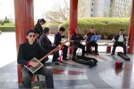 《陕北憨二宝民歌汇》自乐班 自娱自乐自得其乐图片