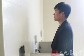 男子排尿困难全因膀胱里有它图片