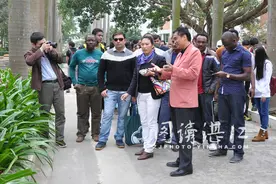 中山大学留学生到访湛江一中图片