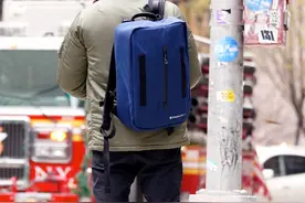 装备 | 会穿雨衣的背包？CHARI&CO 多功能骑行包释出图片