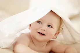 如何训练宝宝自己尿尿 理解和耐心很重要图片