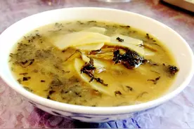 腌菜土豆汤图片