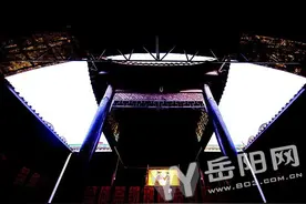 岳州皮影｜一口戏说千古事，两手舞起百万兵图片