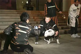 《极限挑战2》再现剧情化综艺 孙红雷黄渤“神撞脸”图片