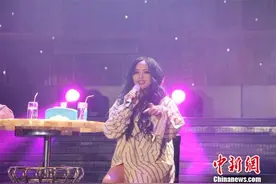天后张惠妹新专辑《偷故事的人》强势推出图片