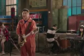 好听极了 缝纫机乐队—大鹏写的歌《都选C》图片