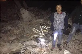 把共享单车烧了当废铁卖 成都一男子被警方行政拘留图片