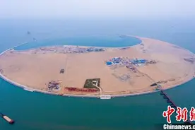 海口南海明珠生态岛陆域吹填完成图片