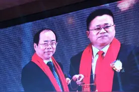东莞市湖南长沙商会举行换届庆典 谢铁良任新一届会长图片