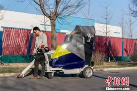 北京最新研发六款智能化清洁设备亮相图片