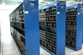 中国电信成全光网络运营商，五年耗资约2000亿宽带光改图片