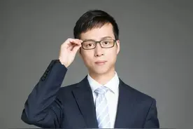 留汉创业 这是最好的时代 “十大青年榜样”李刚有话对您说图片