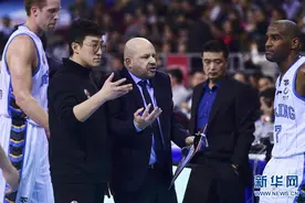 CBA常规赛：浙江广厦控股胜北京首钢图片