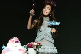 Jessica办生日派对 5月将携个人专辑回归图片