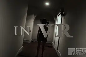 VR恐怖游戏《鬼影实录》强击心脏 瘫倒甩头显体验者窘态百出图片