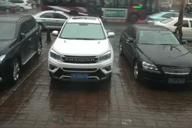 汽车天窗保养维护图片