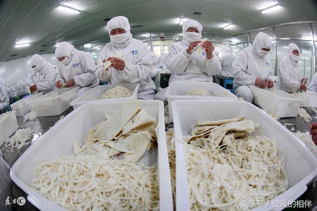 鱿鱼丝很好吃,正规厂家是如何加工出来的你得知道