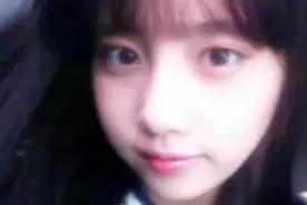 SHINee 金钟铉，生前手机相册一女子公开！难道是殉情？视频封面