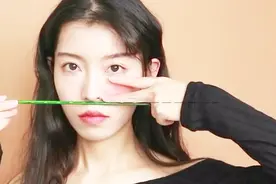 找准这个三角区画腮红！脸部轮廓比平常立体10倍！视频封面